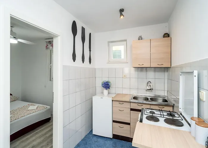 & Alan - Double With Shared Bathroom 2 Dubrovnik